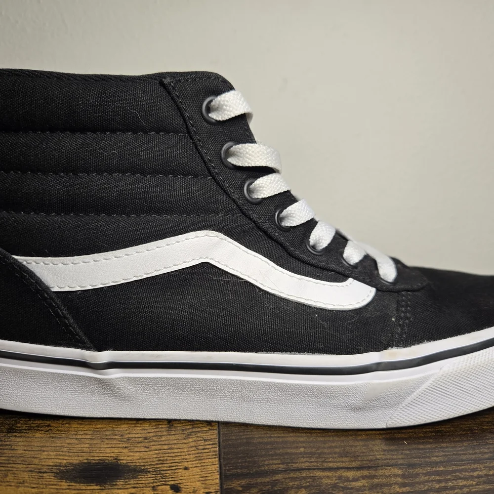 Vans Women's Sz8 SK-8 HI Black and White High-Top Sneakers VERY CLEAN Lace Up - Picture 3 of 10